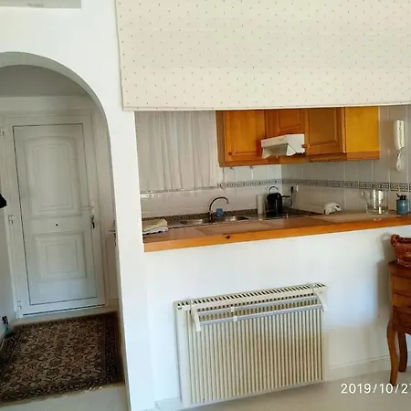 Apartamento Estupendo En Primera Linea De Playa Y Con Vistas Al Mar *