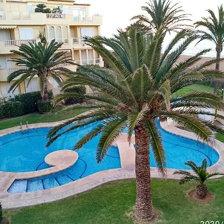 Estupendo En Primera Linea De Playa Y Con Vistas Al Mar Apartmán Denia