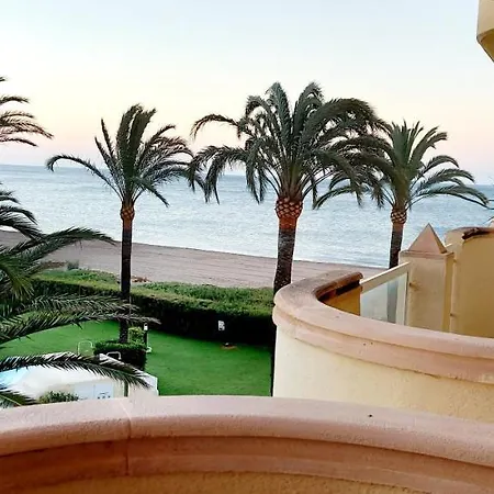 Estupendo En Primera Linea De Playa Y Con Vistas Al Mar * Denia