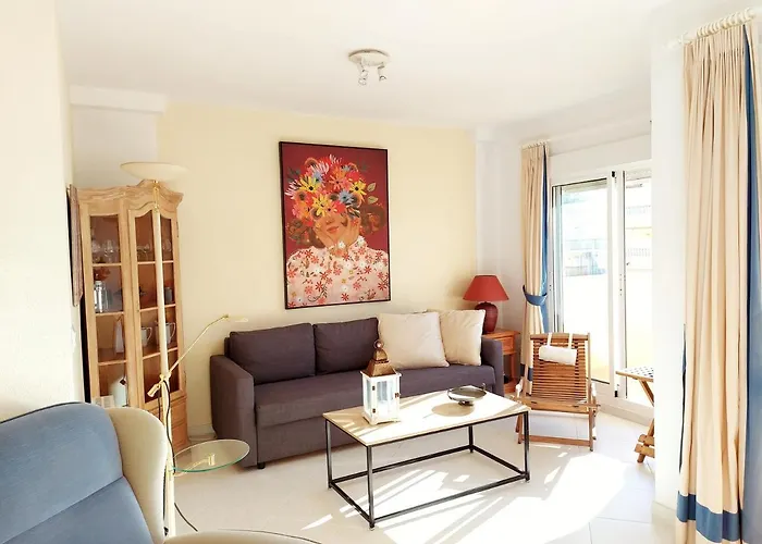 Estupendo En Primera Linea De Playa Y Con Vistas Al Mar *