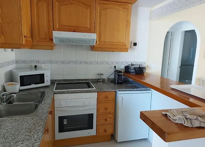 Apartman Estupendo En Primera Linea De Playa Y Con Vistas Al Mar *